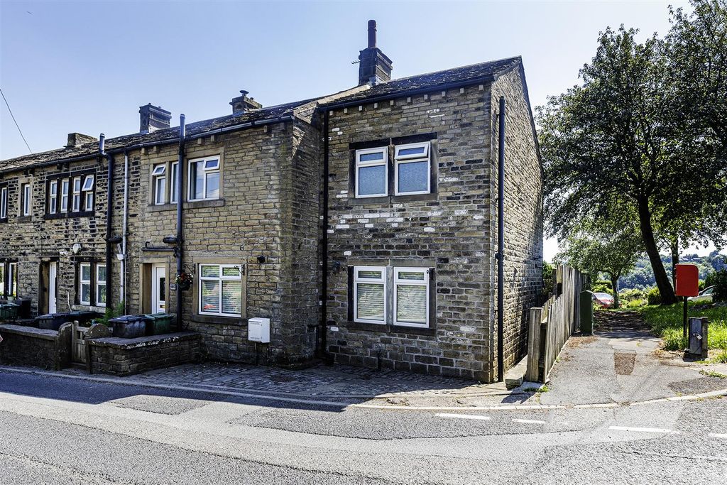 Property photo 1 of 40