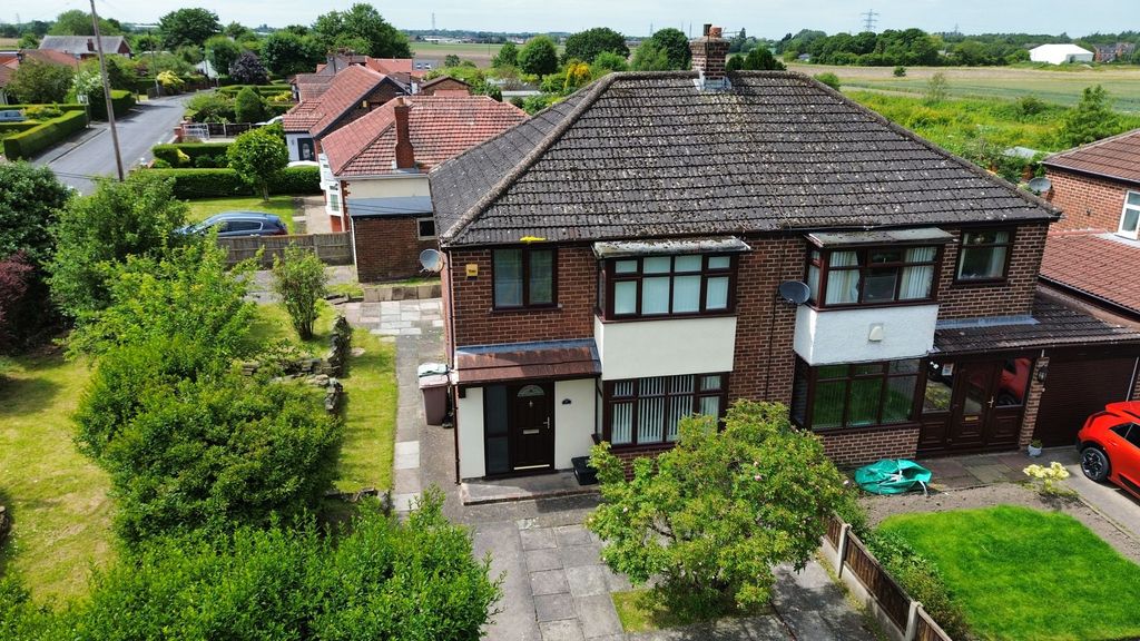 Property photo 1 of 27