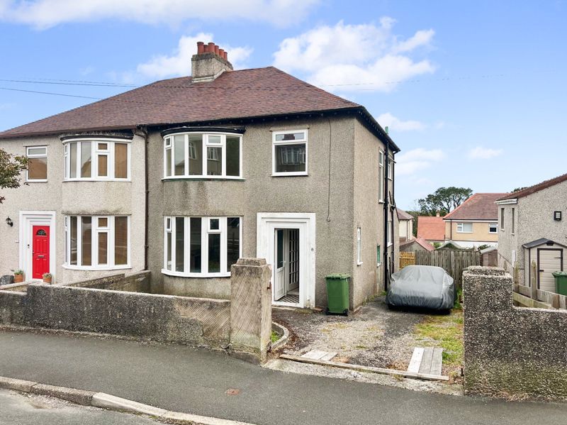 Property photo 1 of 19 6 Seaview Road
