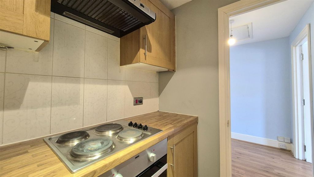 Additional image 7 of 1 bed flat for saleMarket Square, Buckingham MK18