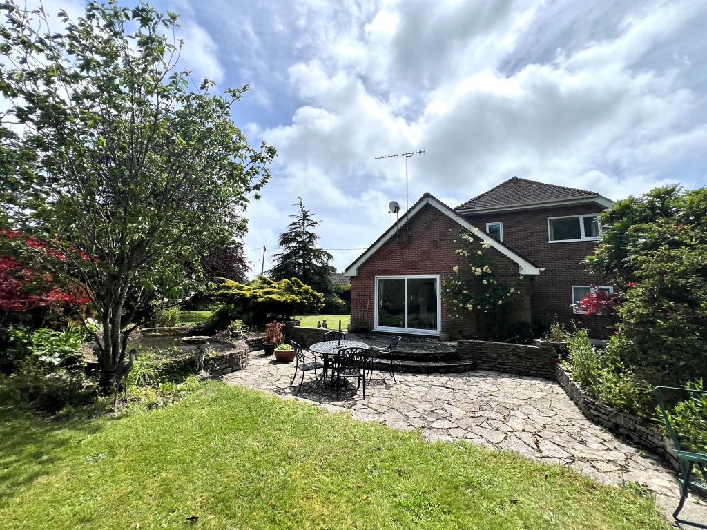 Property photo 1 of 22