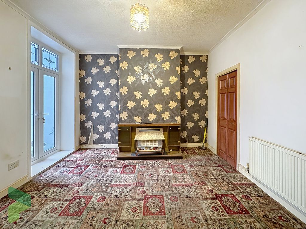 Property photo 1 of 17 Living Room Or Dining Room