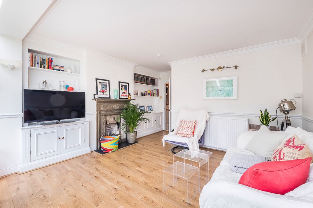 Property photo 1 of 11 2