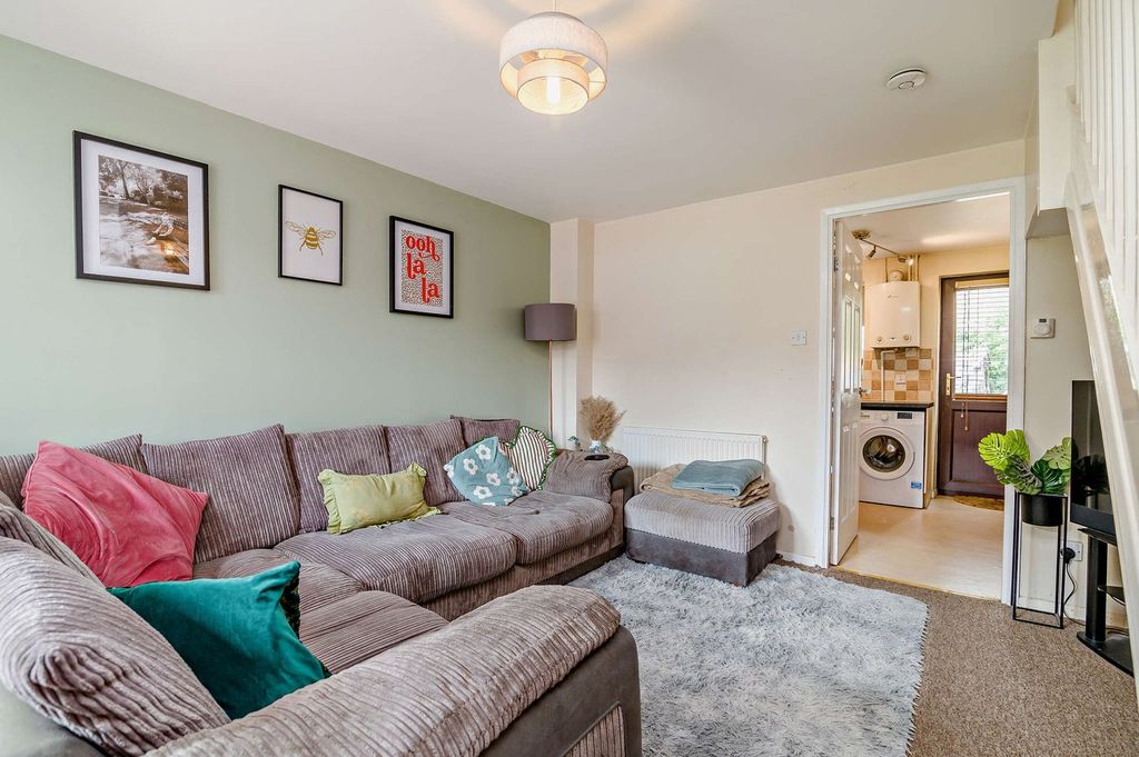 Property photo 3 of 18