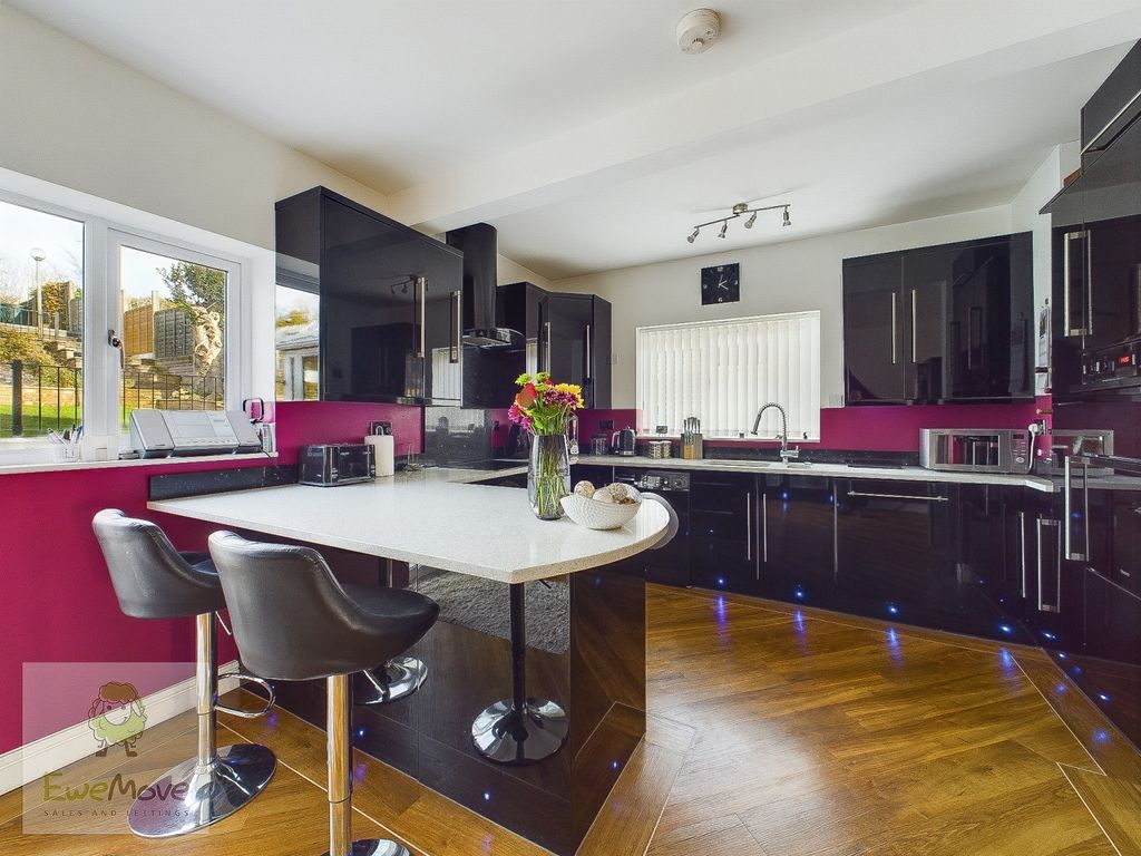Property photo 2 of 37 Kitchen Dining Room