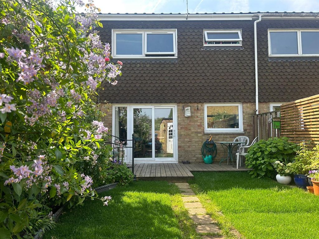 Property photo 1 of 13 R Garden House .Jpg