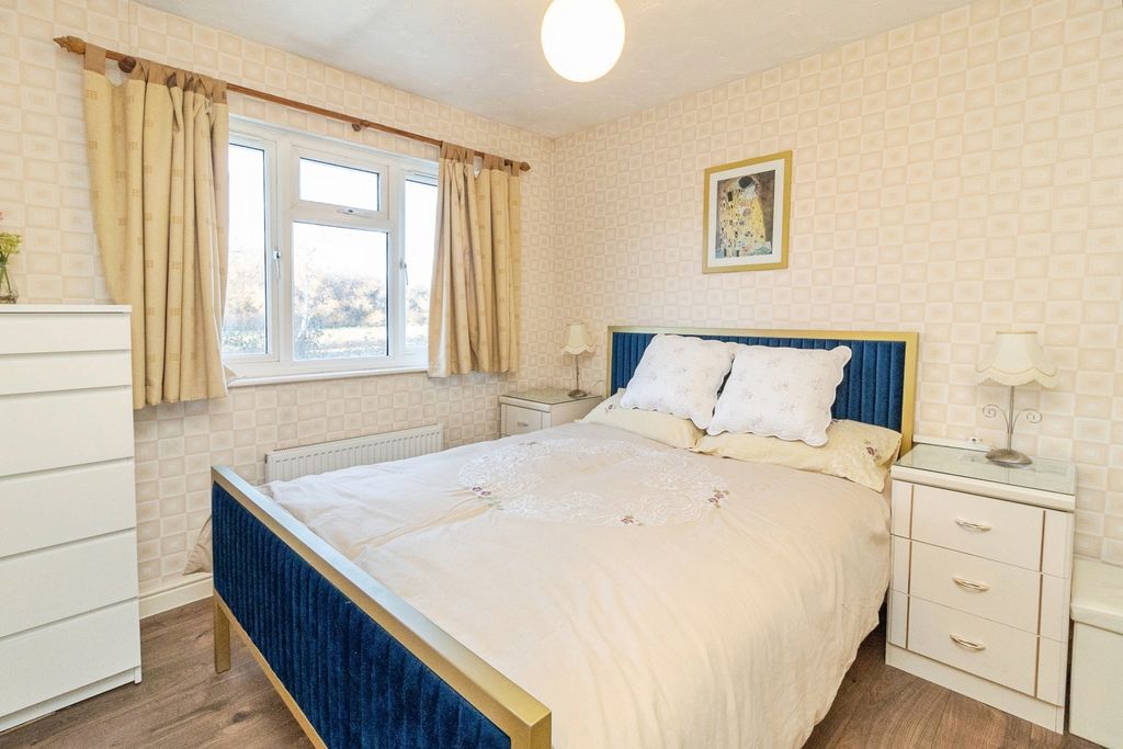 Property photo 3 of 20 Pbox-Img.Jpg