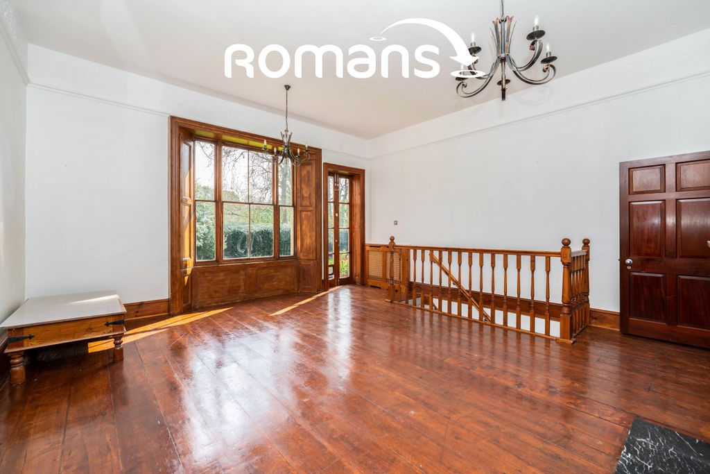 Property photo 3 of 14 Property Image