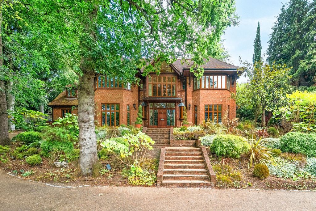 Property photo 1 of 36