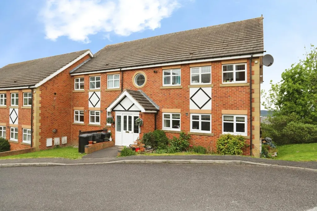 Apartment in Sheffield, Lower Walkley, Walkley - View 3