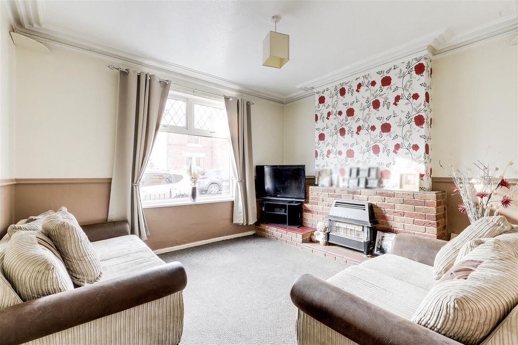 Property photo 2 of 25 224.Jpg