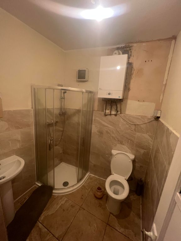 Property photo 3 of 3 Shower Room