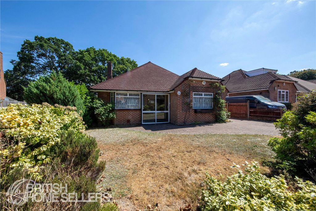 Property photo 2 of 21 Picture No. 23