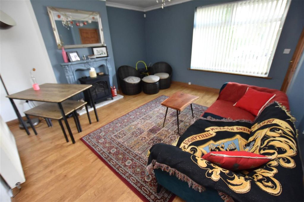 Property photo 2 of 41 Approach