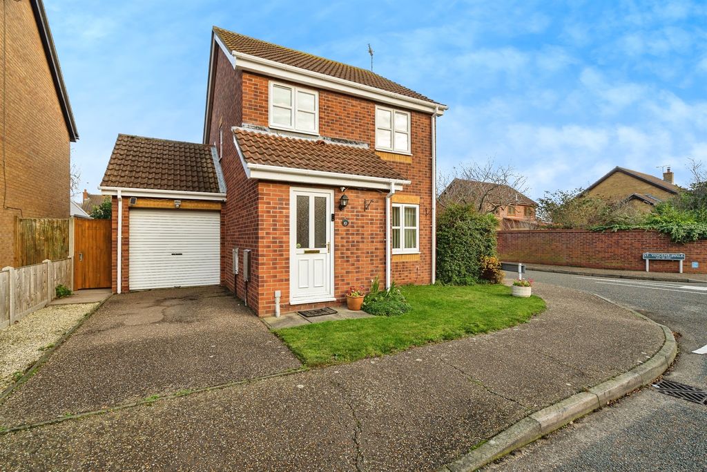 Property photo 2 of 20