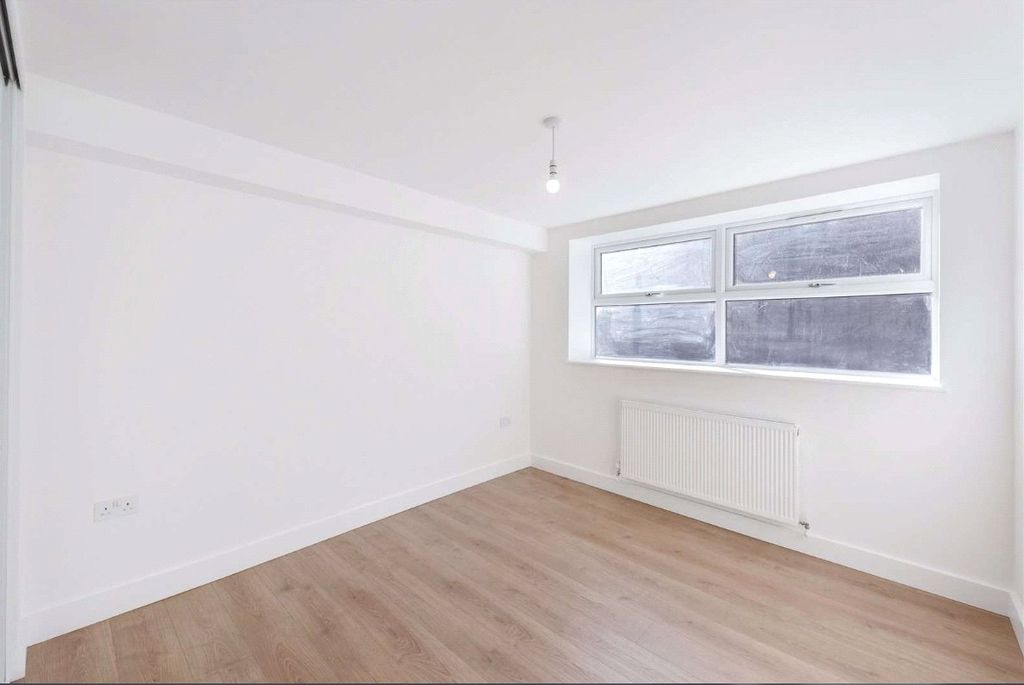 Property photo 3 of 5 Picture No. 03