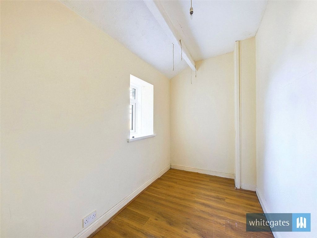 Property photo 3 of 7 Picture No. 05