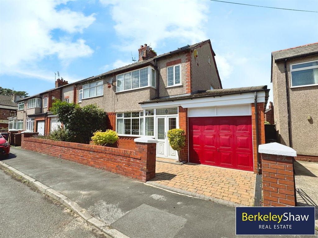 Property photo 1 of 21 Moorgate Avenue, Crosby