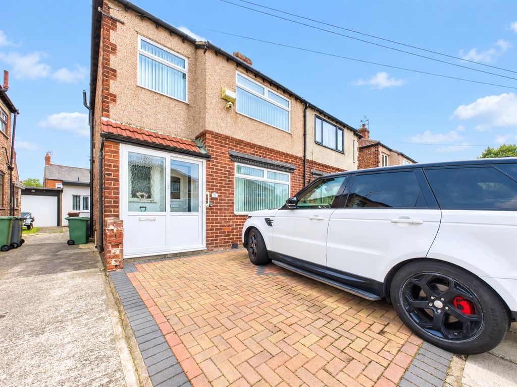 Property photo 1 of 36 c5050971-E85B-455E-97A7-A64370F63030.Png