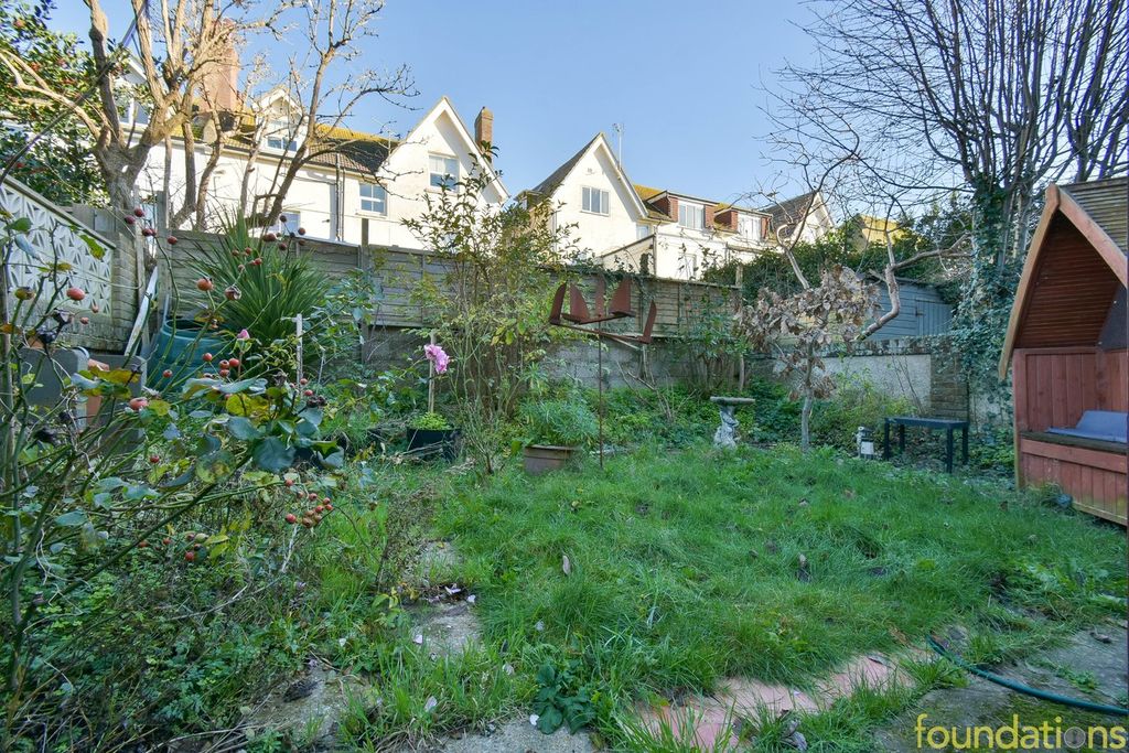 Property photo 2 of 13