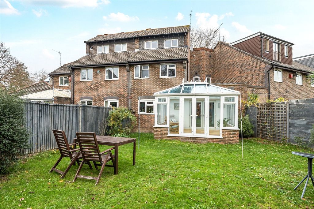 Property photo 1 of 22 Picture No. 25