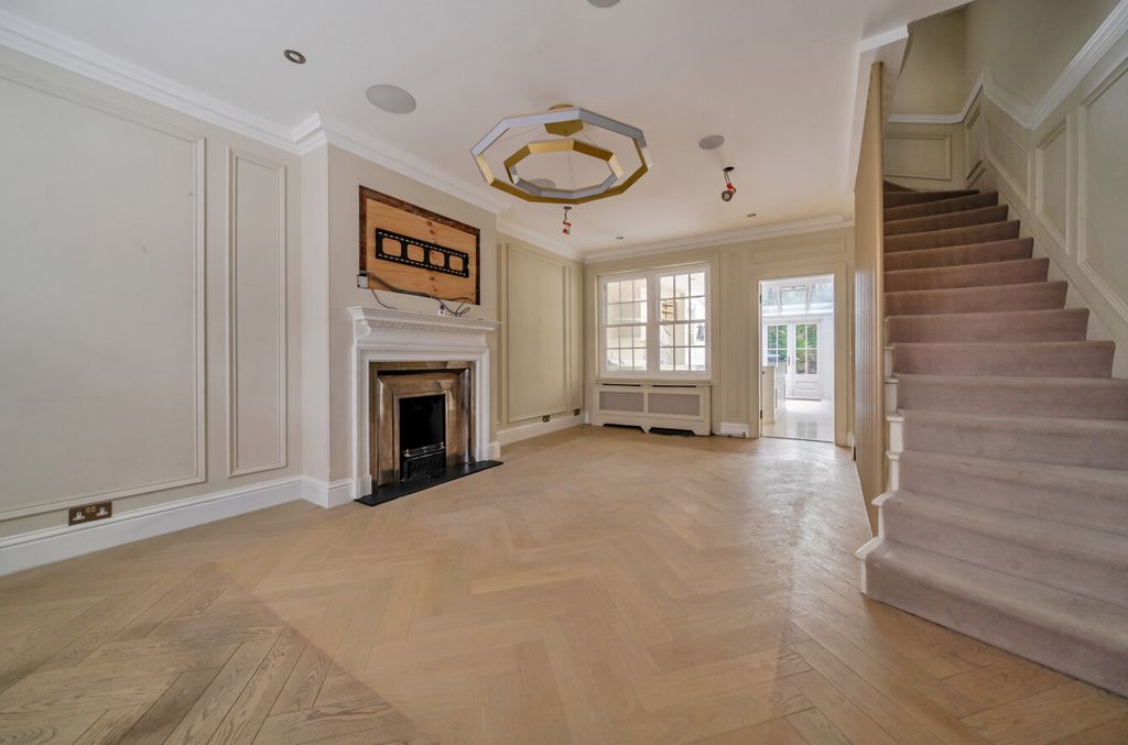 Property photo 2 of 21 1405848-2-69789A4...