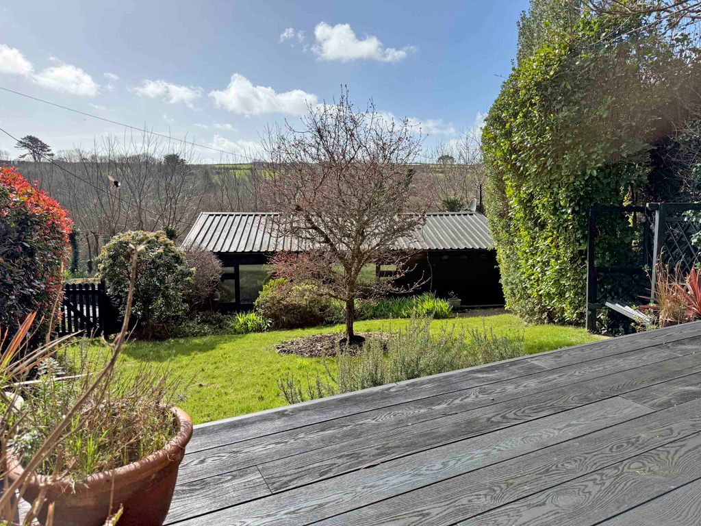 Property photo 1 of 16 Photo 1