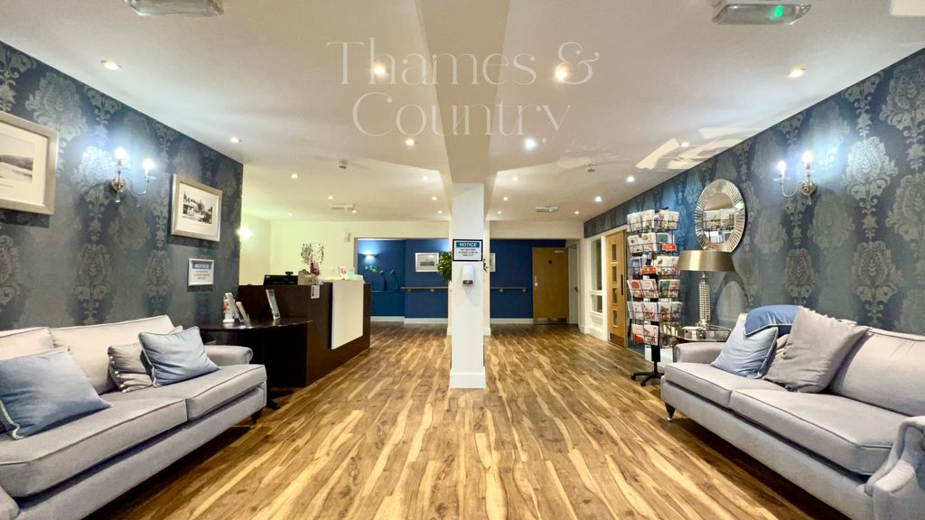 Property photo 2 of 24 Reception