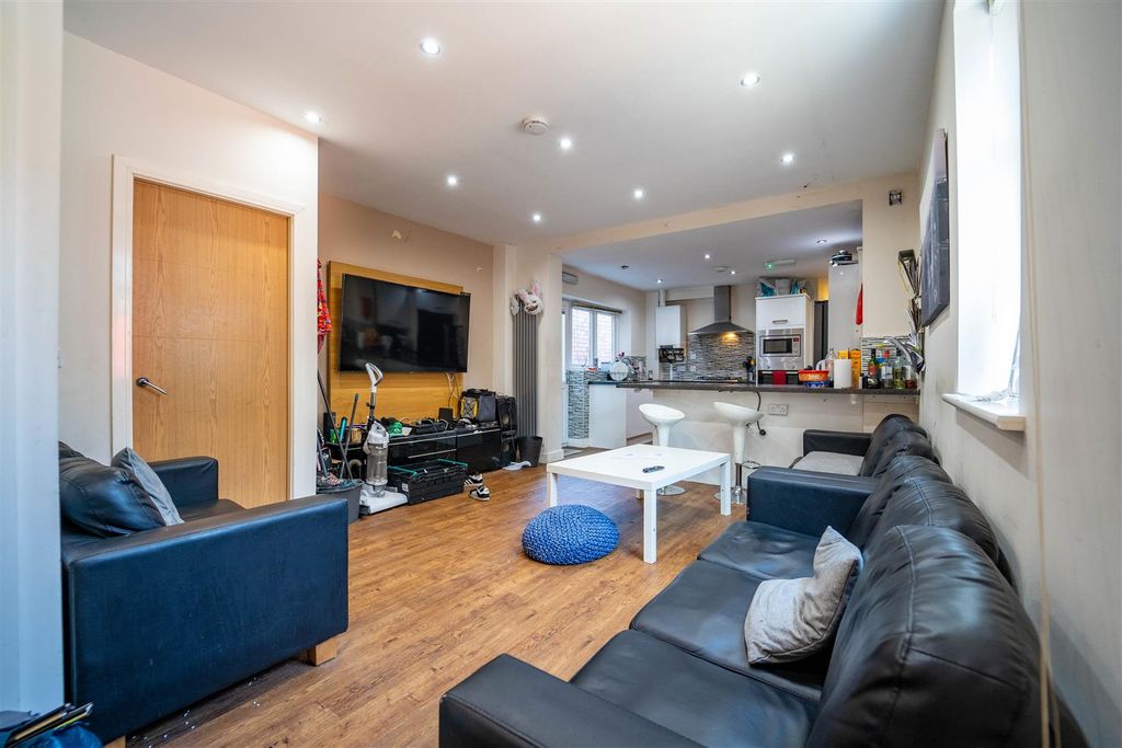 Property photo 1 of 27 Fas01997.Jpg