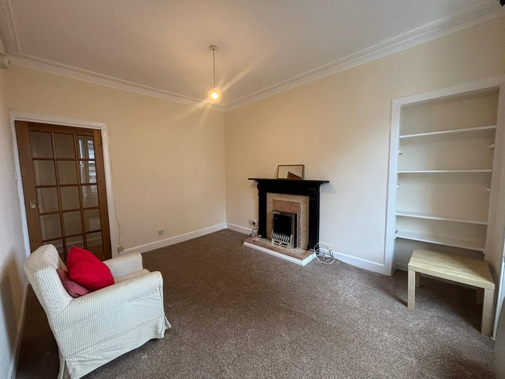 Property photo 2 of 10 Picture No. 08