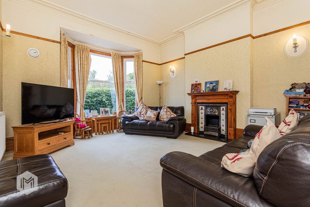Property photo 2 of 34 Picture No. 02