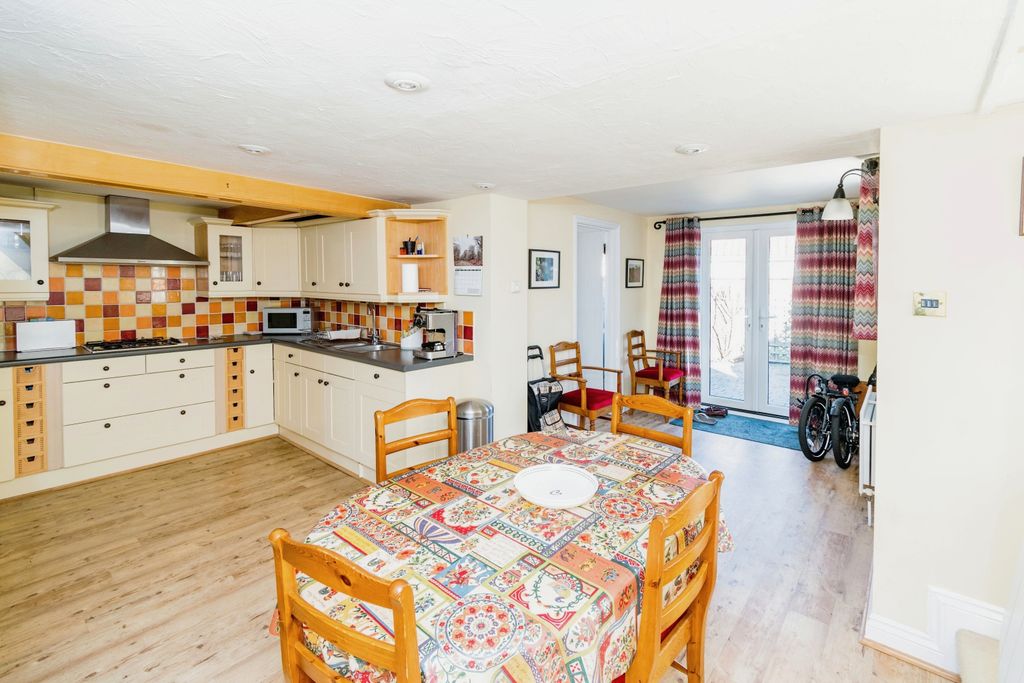 Property photo 3 of 15 Photography