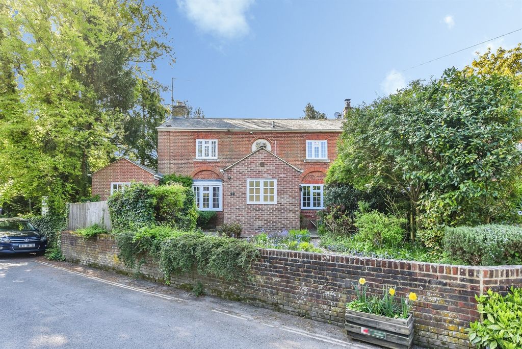 Property photo 1 of 19