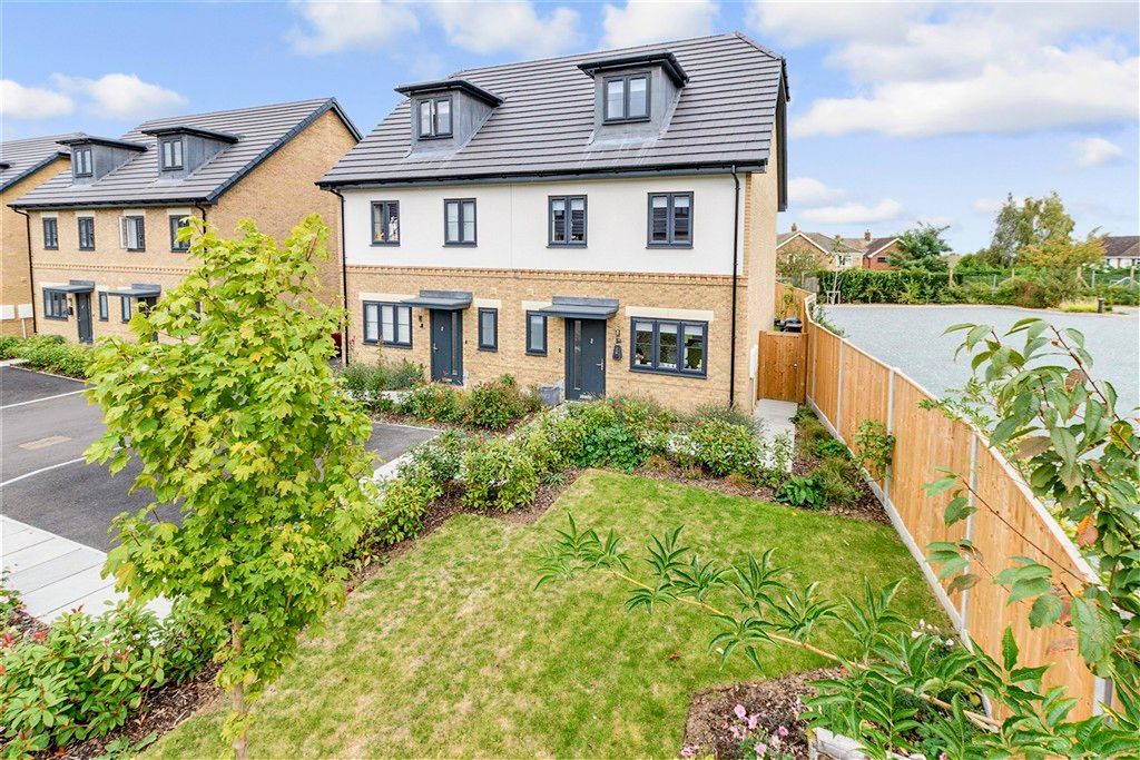 Property photo 2 of 11 External (Web)