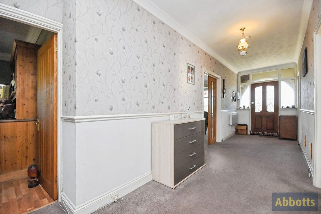 Property photo 2 of 23 Pbox-Img.Jpg