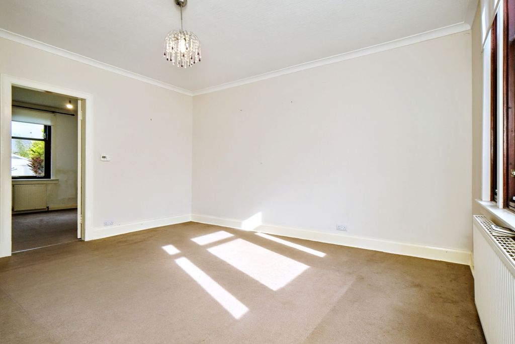 Property photo 3 of 8 Property Image 3