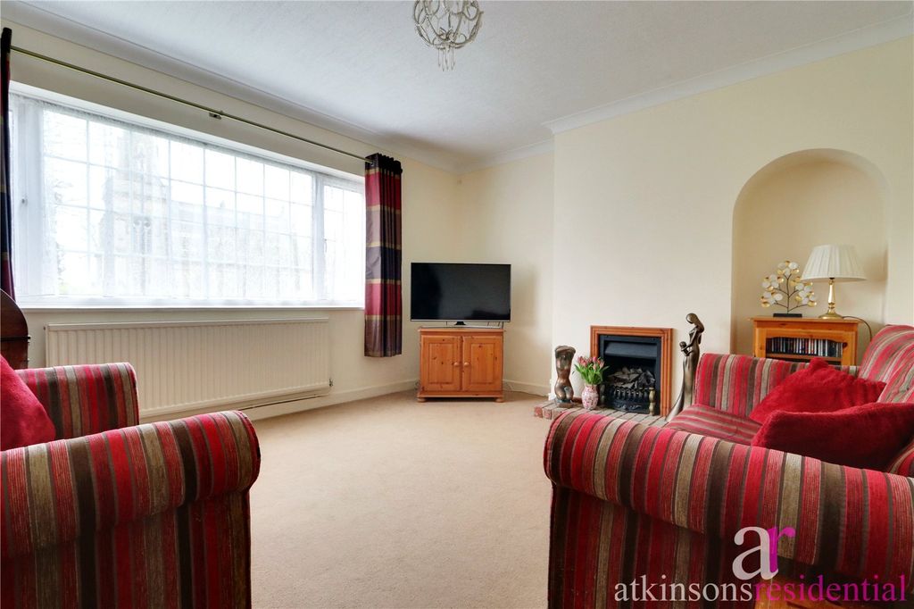 Property photo 3 of 17 Picture No. 05
