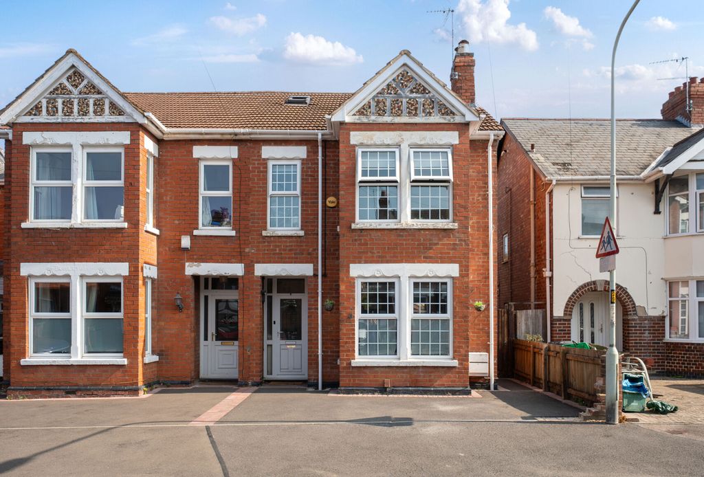 Property photo 1 of 21 1336393-2-689Efc1...