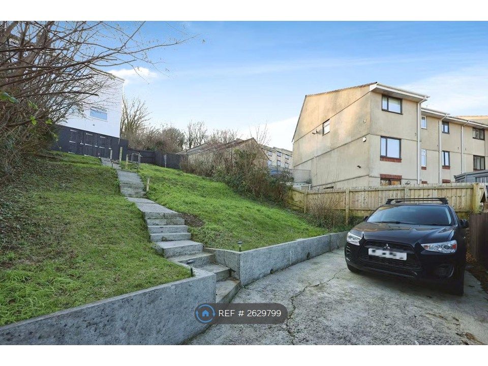 Property photo 3 of 15