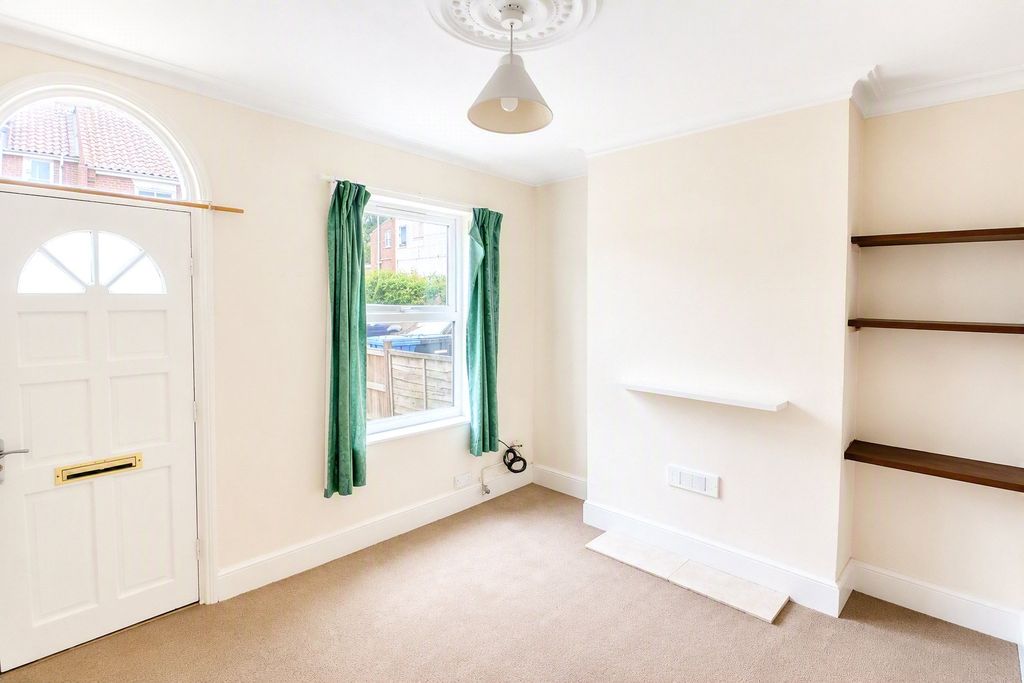 Property photo 2 of 8 Picture No. 07