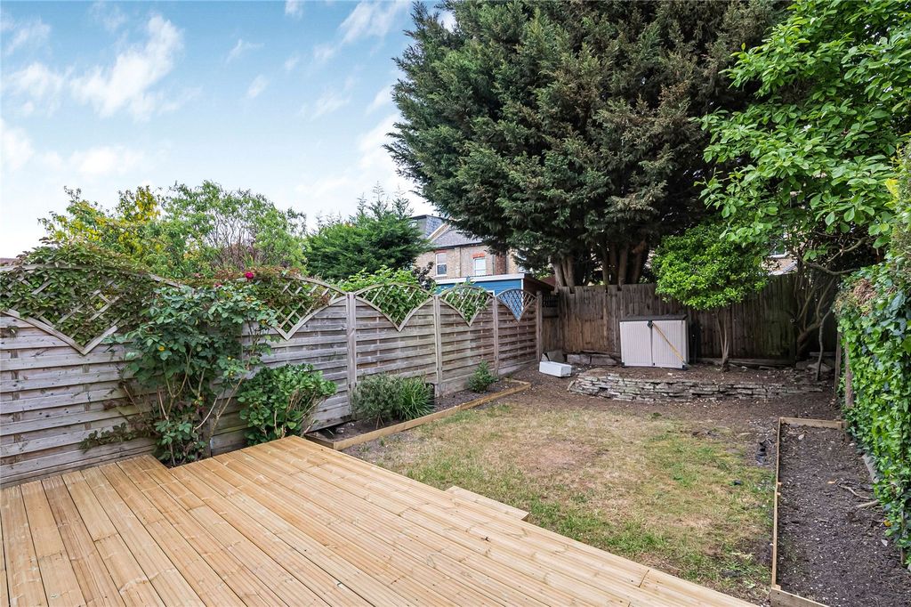 Property photo 2 of 12 Picture No. 10