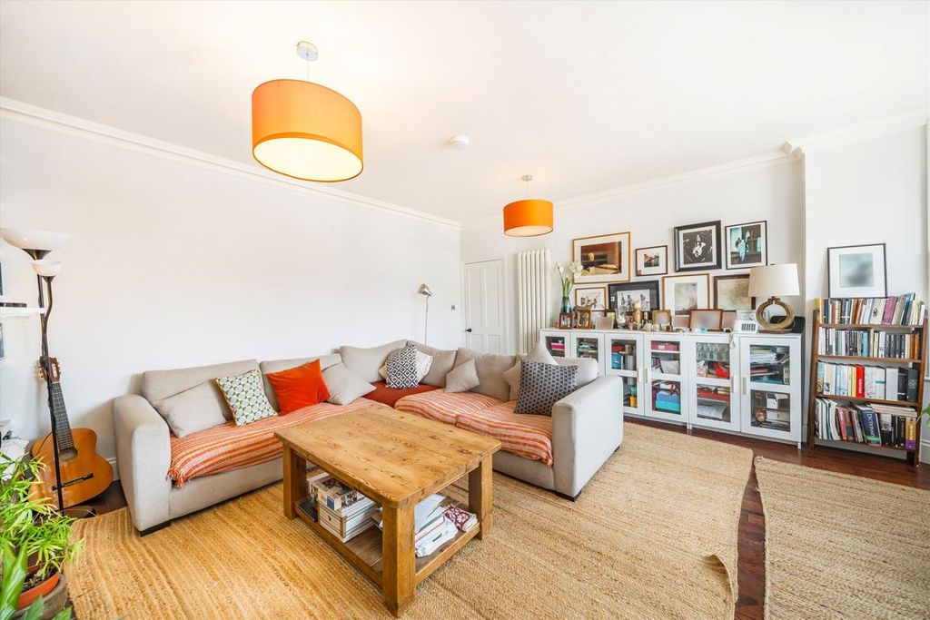 Property photo 2 of 7