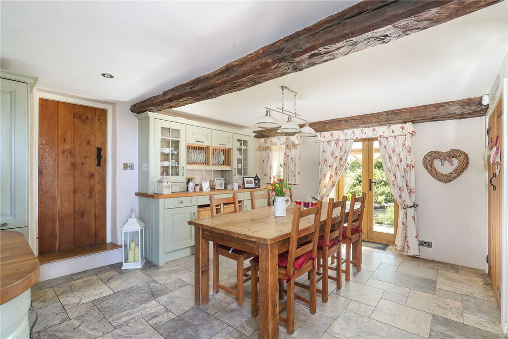 Property photo 3 of 42 Picture No. 66