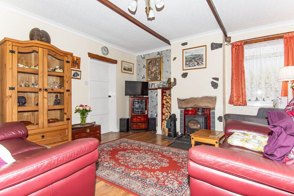 Property photo 3 of 11 Not Specified