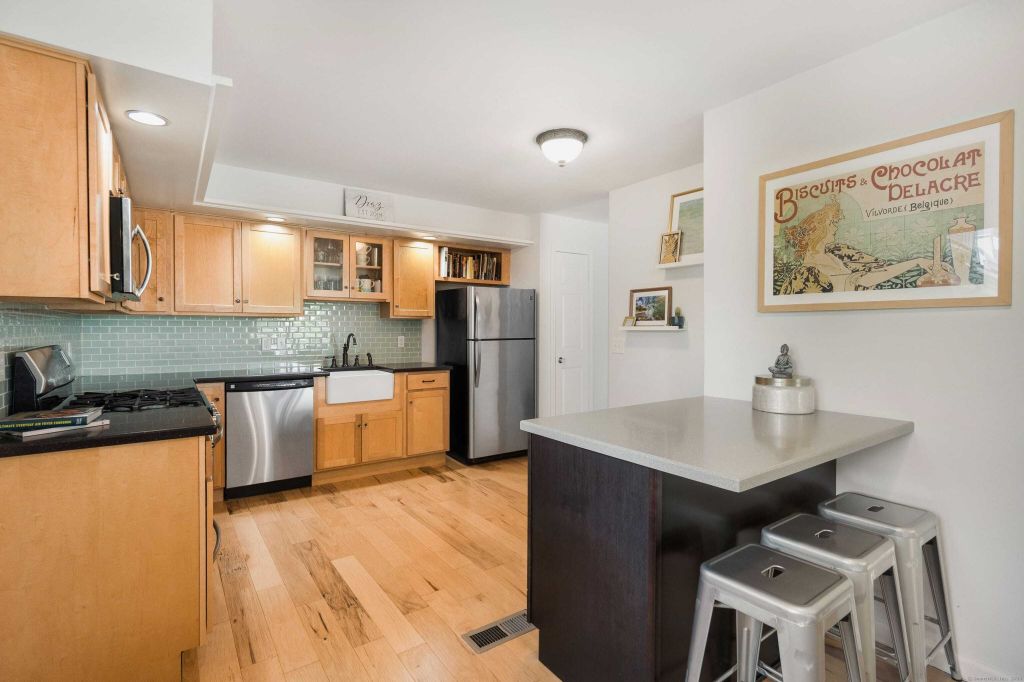 Property photo 3 of 20 <Alttext/>