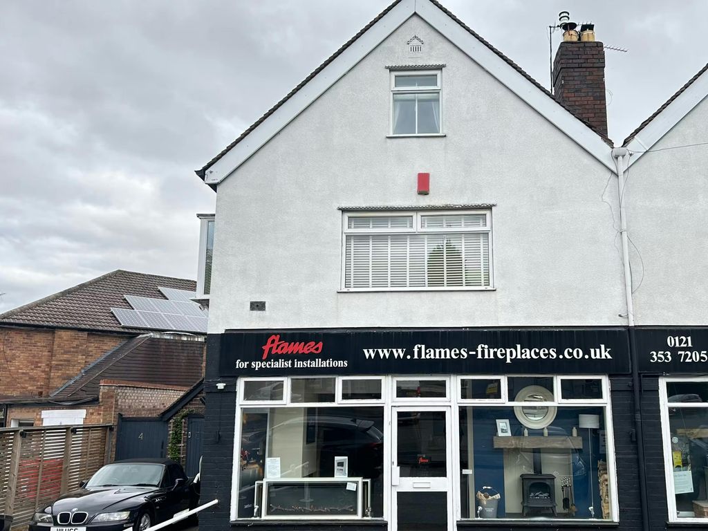Property photo 1 of 17 4_Little_Aston_Lane_Frontage_Wider.Jpg
