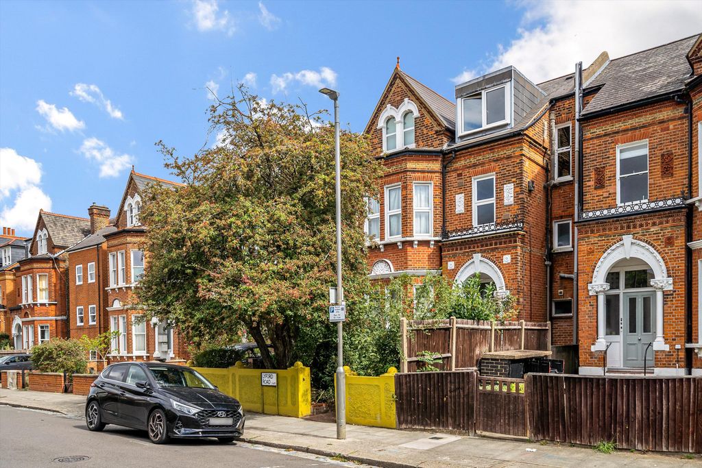 Property photo 1 of 15 Image