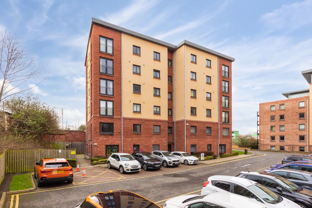 Property photo 1 of 18 Primary Property Image