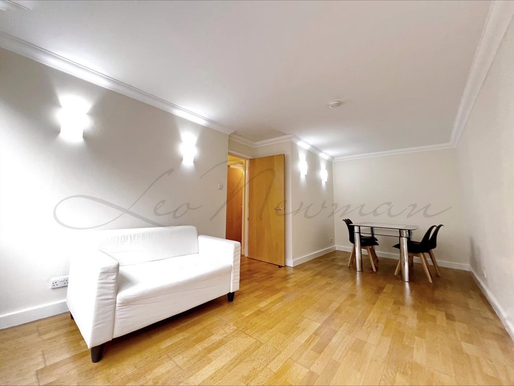 Property photo 3 of 11