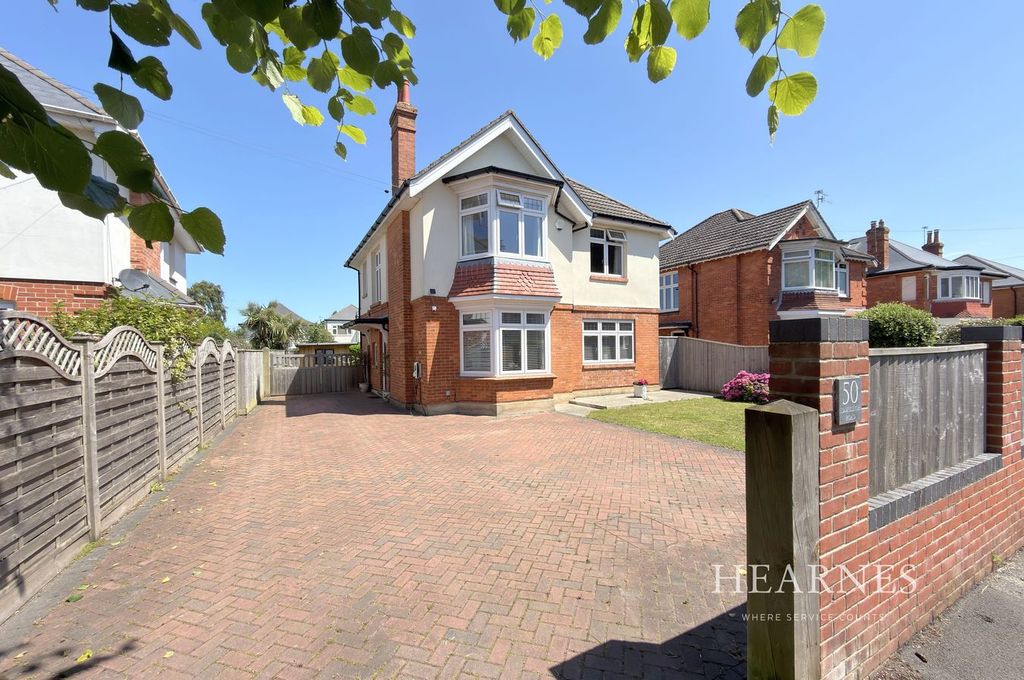 Property photo 1 of 25